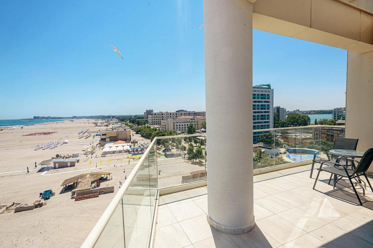 Riviera Residence Apartments Mamaia Exterior photo