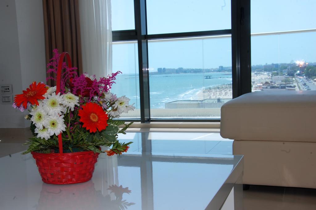 Riviera Residence Apartments Mamaia Room photo