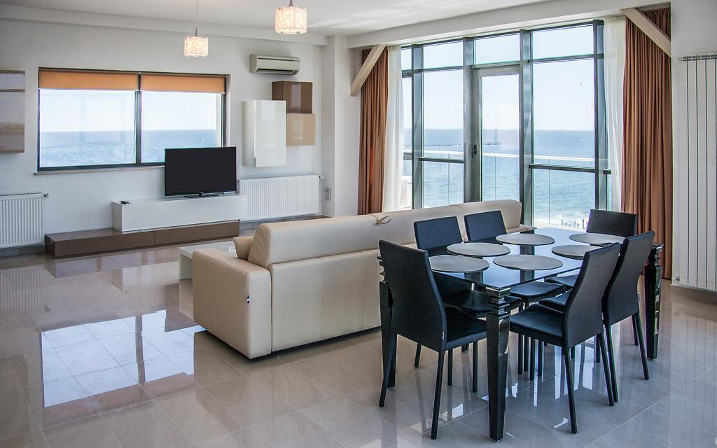 Riviera Residence Apartments Mamaia Room photo