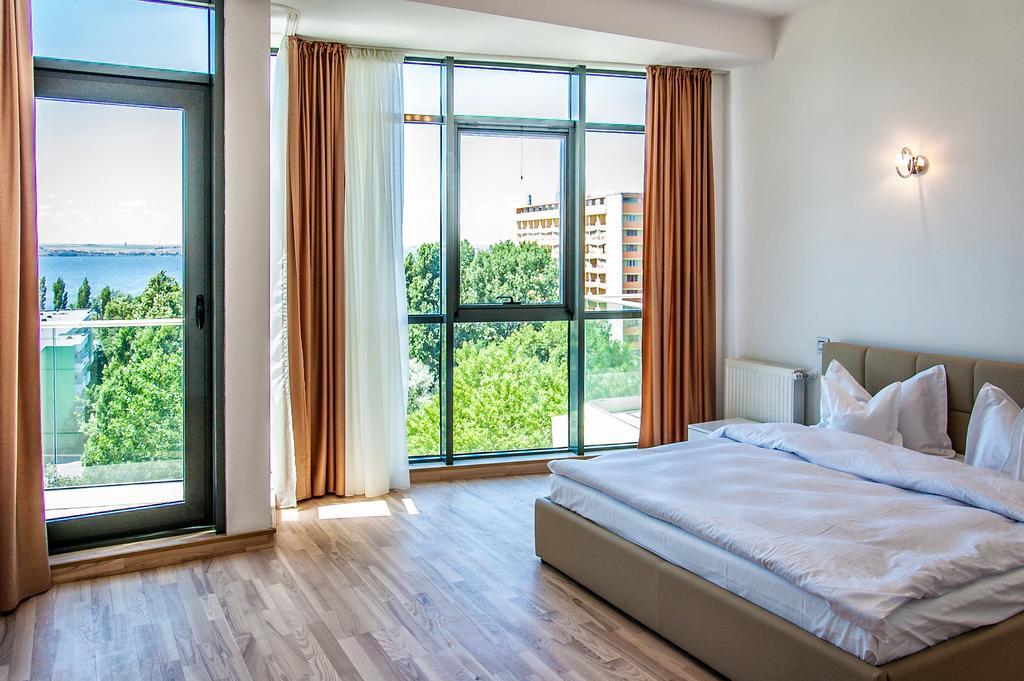 Riviera Residence Apartments Mamaia Room photo